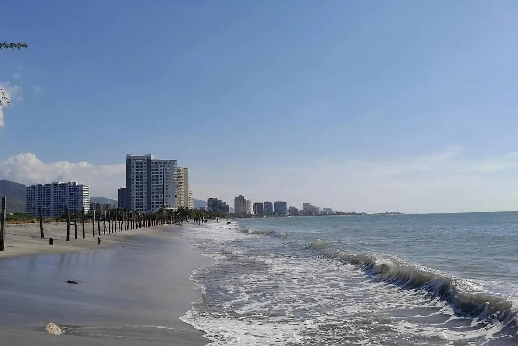 Moderno Apto Cerca A La Playa 산타마르타 아파트